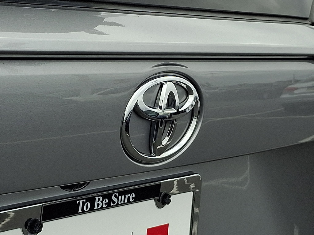 Certified 2025 Toyota RAV4 XLE AWD/4WD image 29