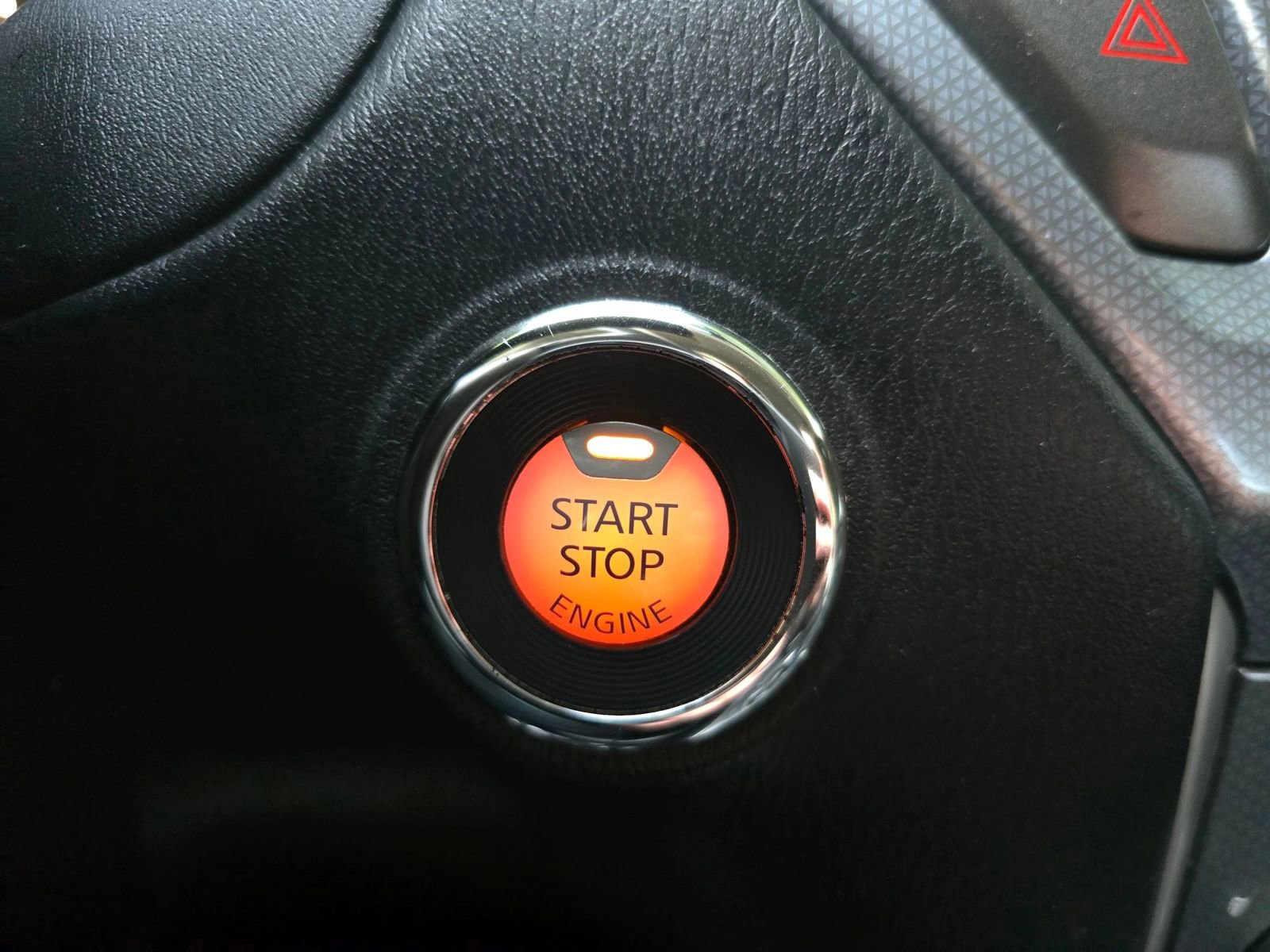 Used 2020 Nissan Pathfinder SL image 29