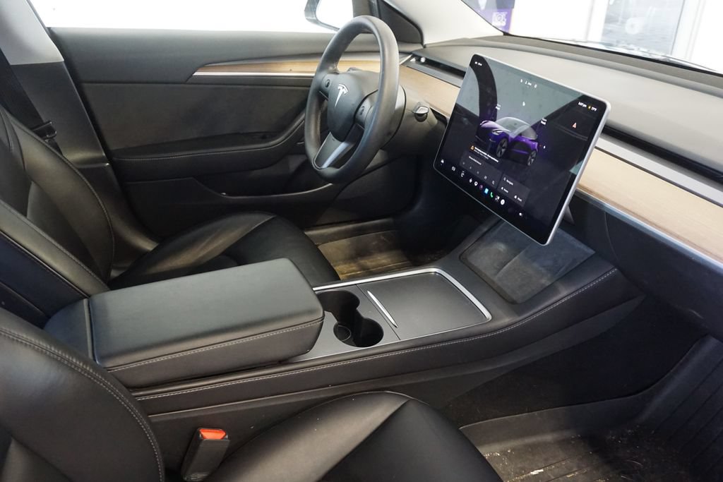 Used 2022 Tesla Model 3 Long Range AWD/4WD image 21