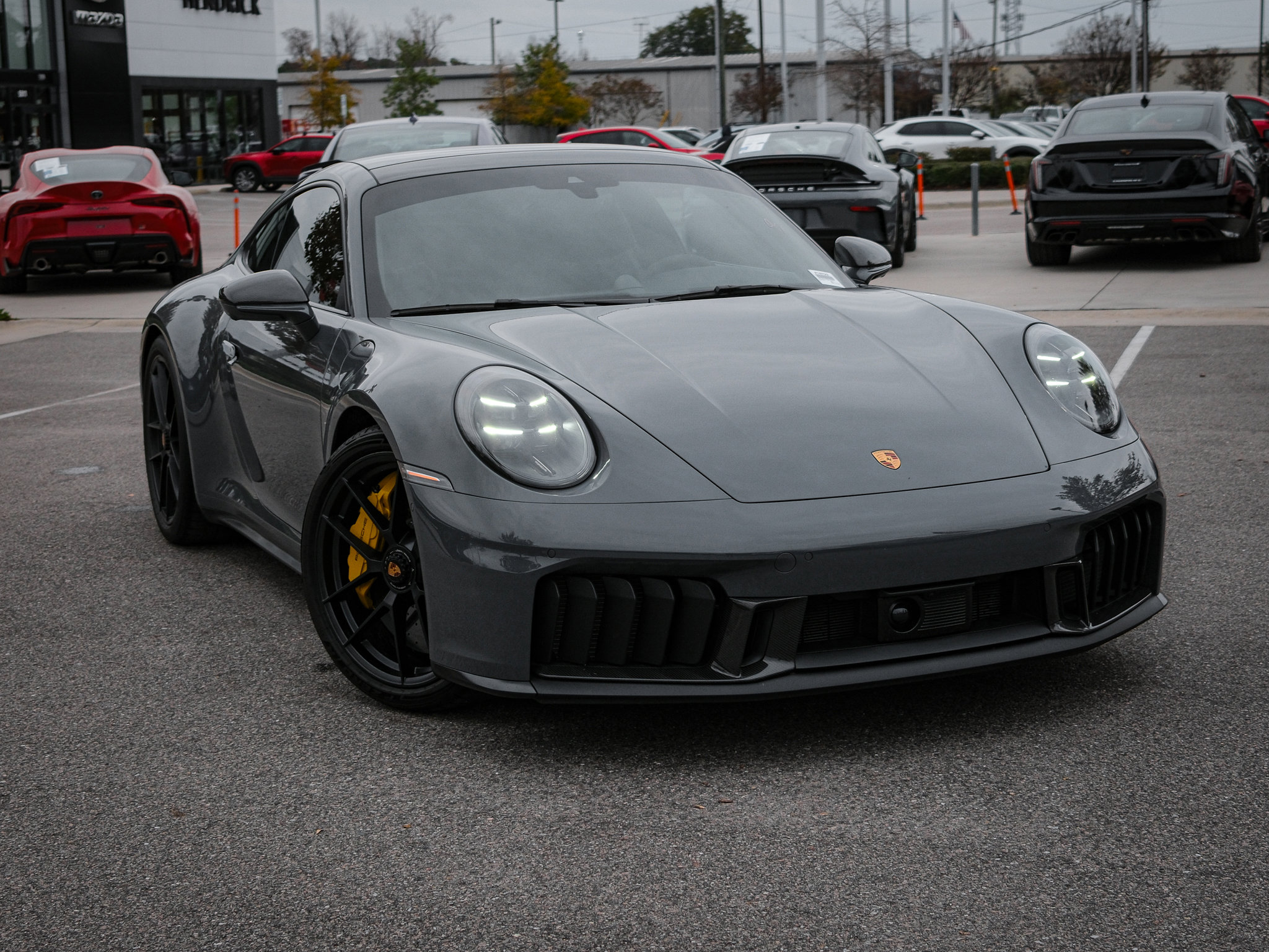 Used 2025 Porsche 911 Carrera 4 GTS image 2