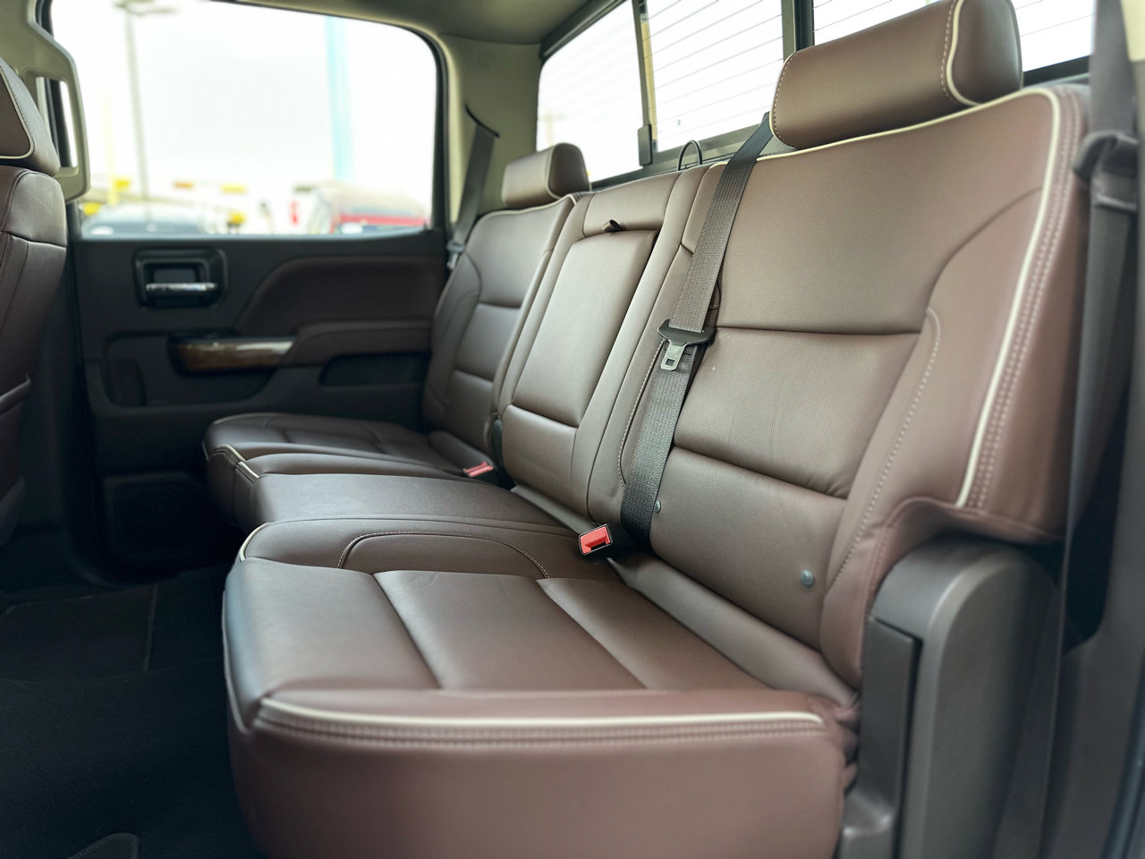 Used 2019 Chevrolet Silverado 2500 High Country w/ Duramax Plus Package image 11