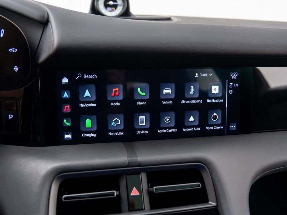 Used 2021 Porsche Taycan Turbo image 22