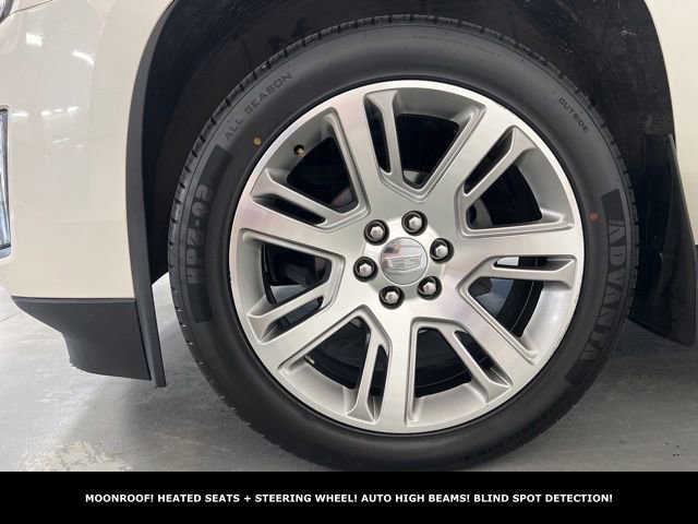 Used 2015 Cadillac Escalade Luxury AWD/4WD image 4