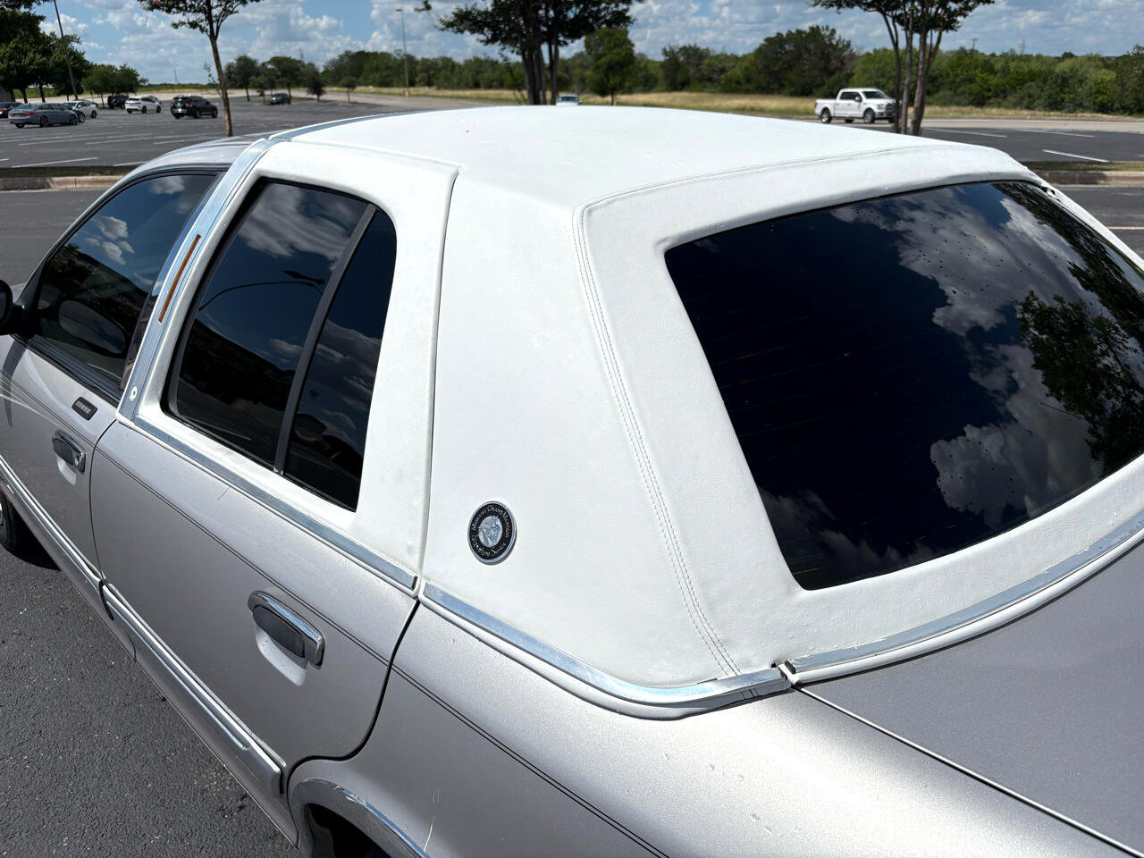 Used 2005 Mercury Grand Marquis GS image 9