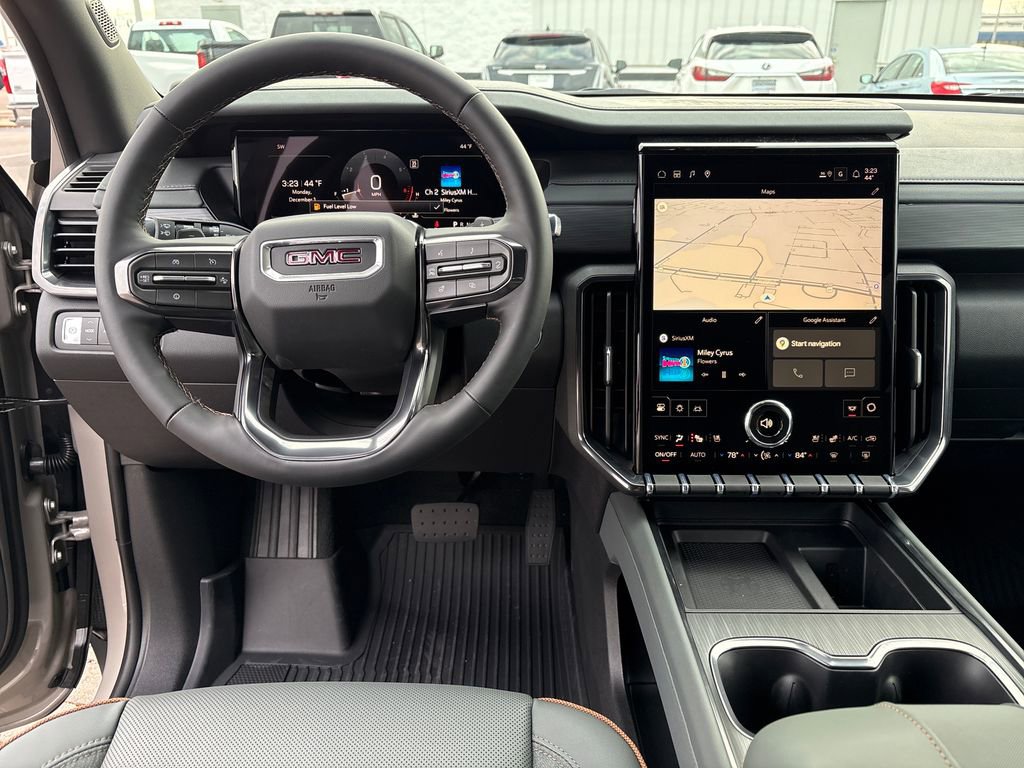 New 2026 GMC Acadia AT4 w/ Luxury Package image 40