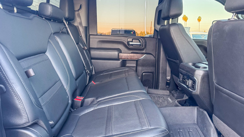 Used 2022 GMC Sierra 2500 Denali w/ Technology Package AWD/4WD image 19