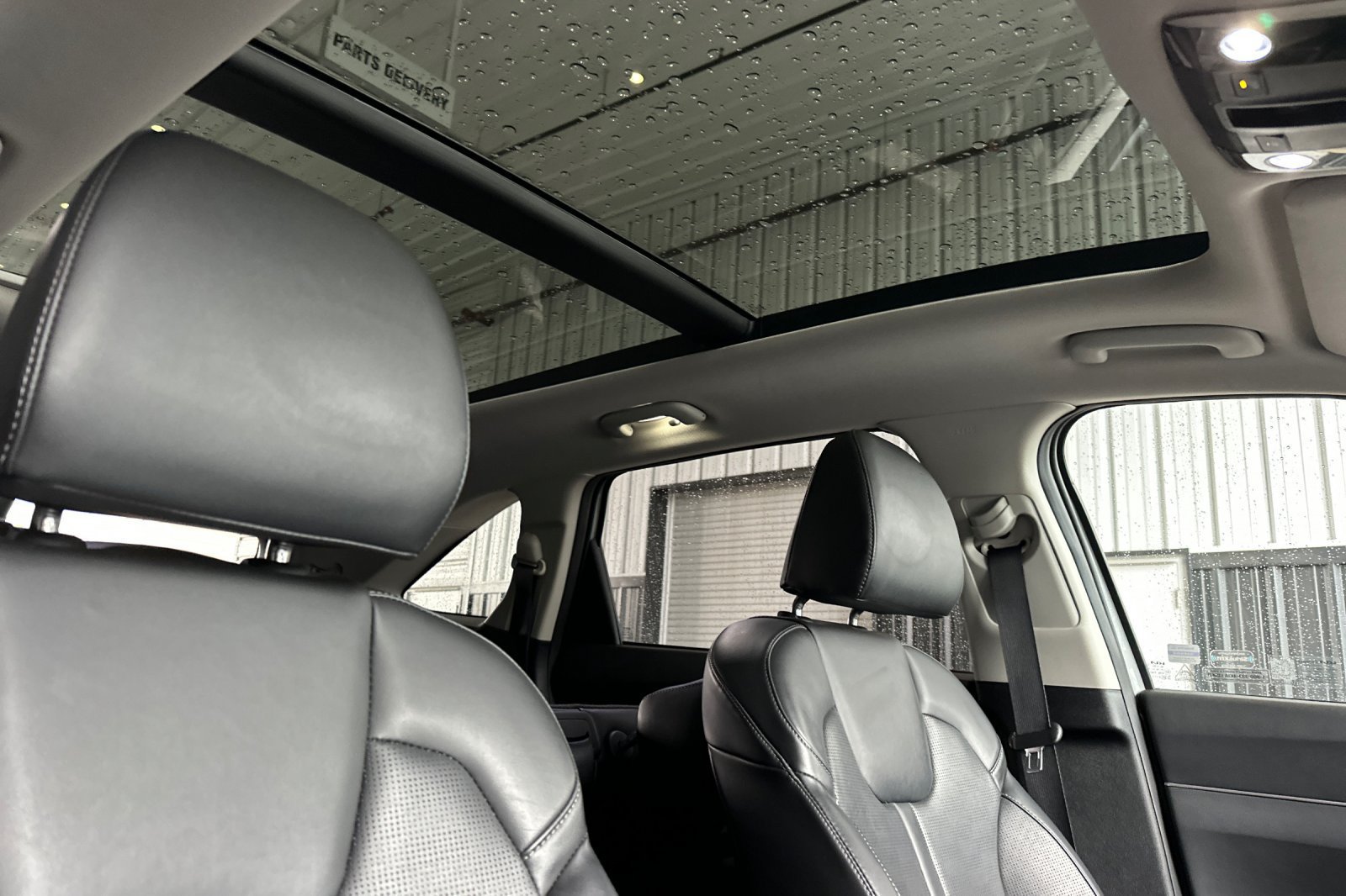 Used 2024 Kia Sorento S w/ Panoramic Sunroof Package AWD/4WD image 19