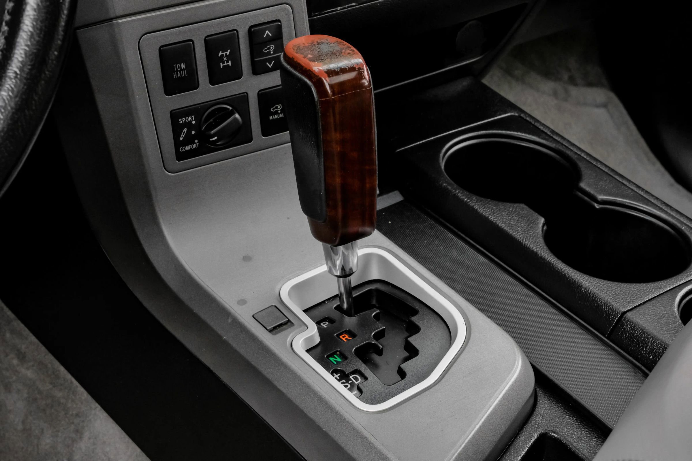 Used 2011 Toyota Sequoia Platinum AWD/4WD image 27