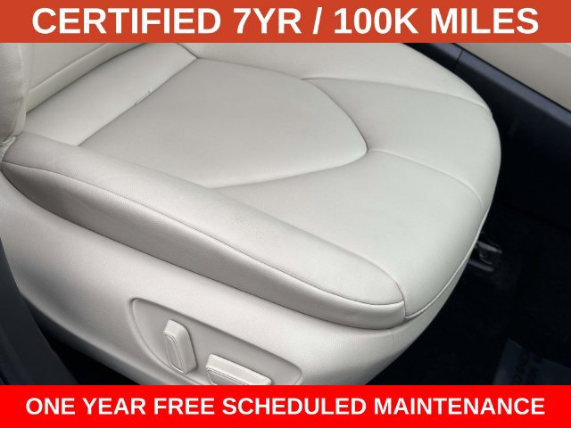 Used 2023 Toyota Highlander XLE AWD/4WD image 10