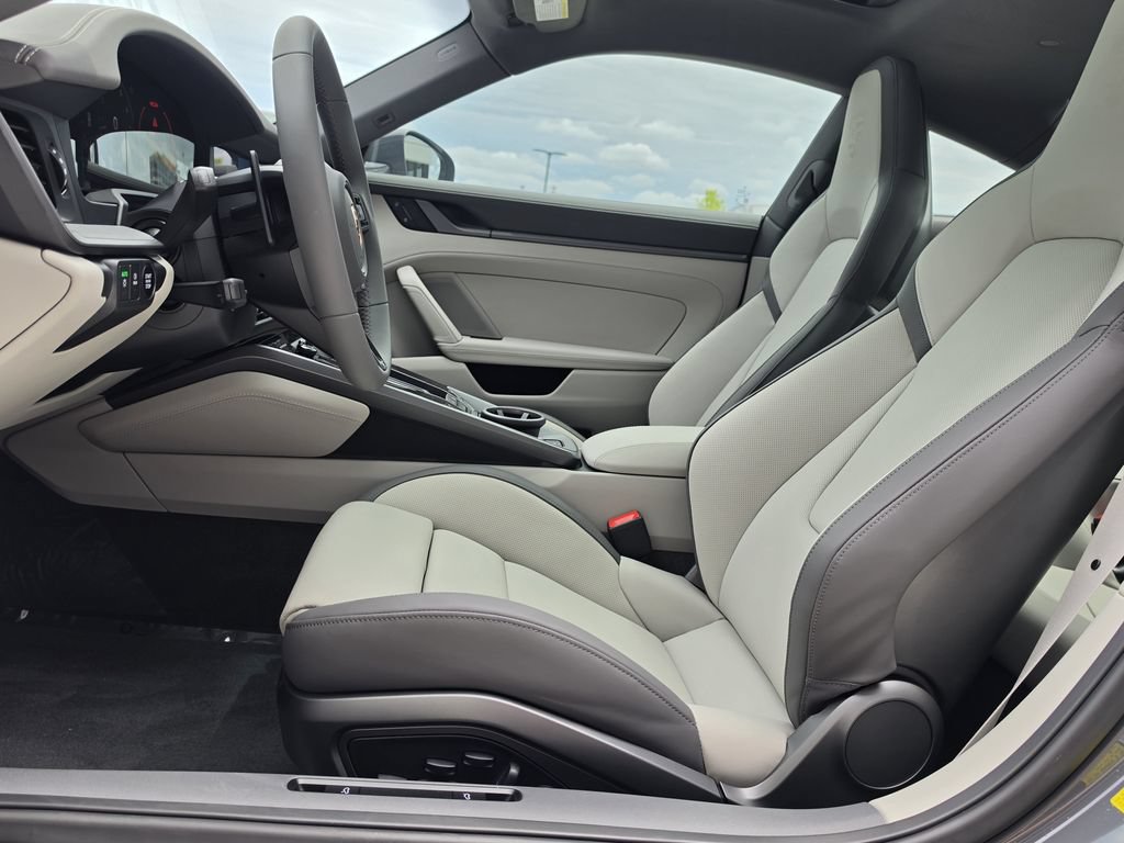 New 2026 Porsche 911 Carrera RWD image 17