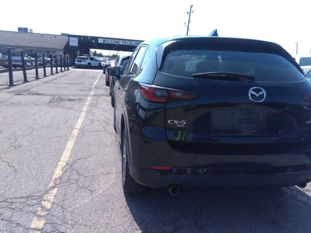 Used 2025 MAZDA CX-5 AWD 2.5 S w/ Preferred Package image 3