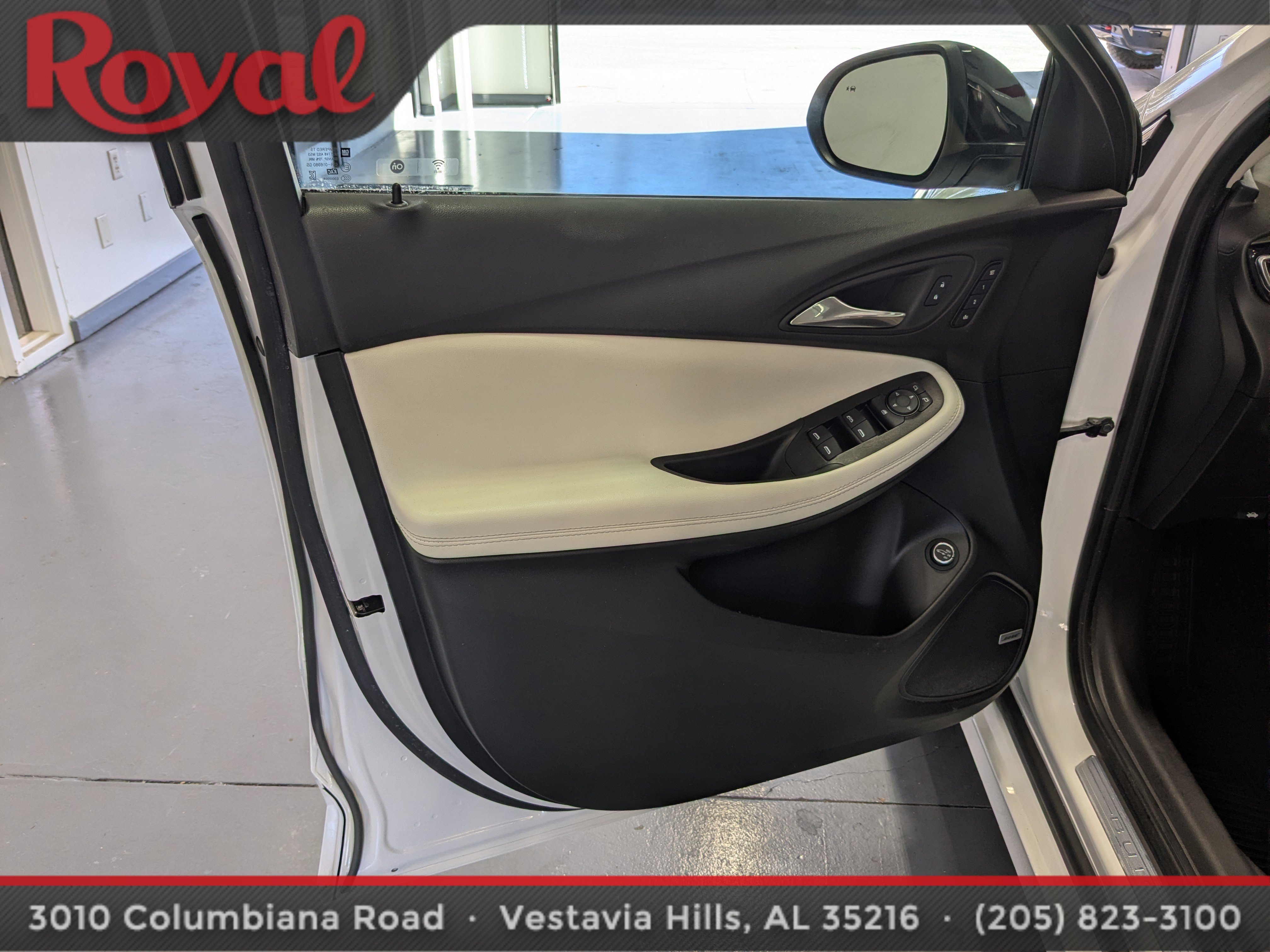 Used 2022 Buick Encore GX Essence w/ Advanced Technology Package image 17