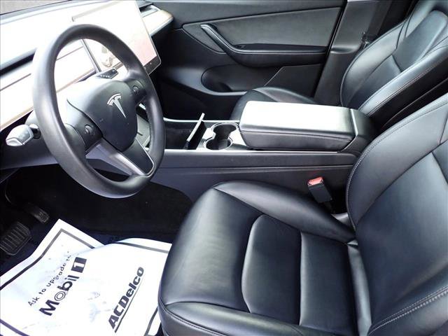 Used 2021 Tesla Model Y Long Range image 12