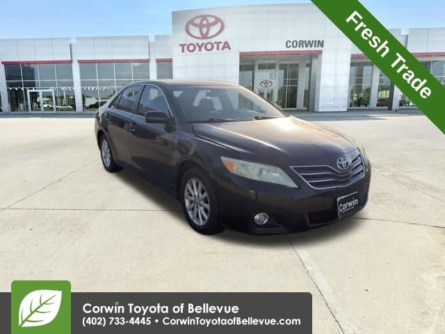 Used 2011 Toyota Camry XLE w/ XLE Extra-Value Pkg #2 FWD image 1