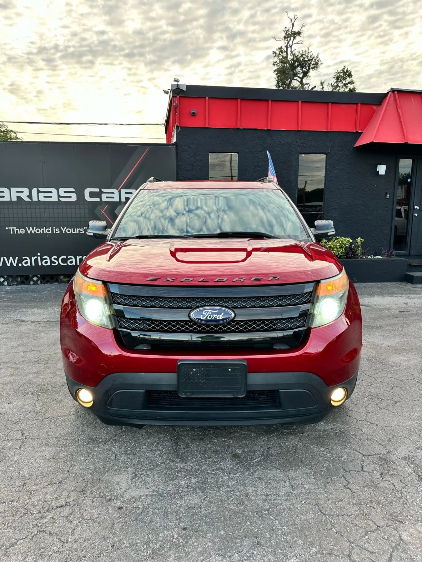 Used 2015 Ford Explorer Sport w/ Equipment Group 401A image 2
