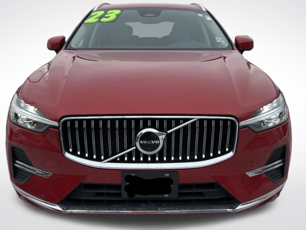 Used 2023 Volvo XC60 B5 Plus w/ Climate Package image 34