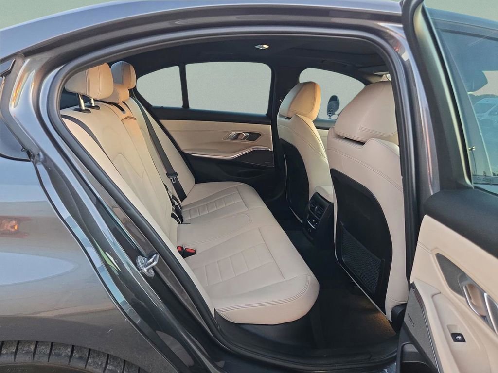 Used 2021 BMW M340i xDrive image 26