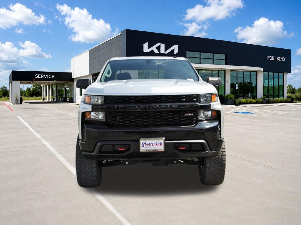 Used 2021 Chevrolet Silverado 1500 Custom Trail Boss w/ LPO, Dark Essentials Package AWD/4WD image 2