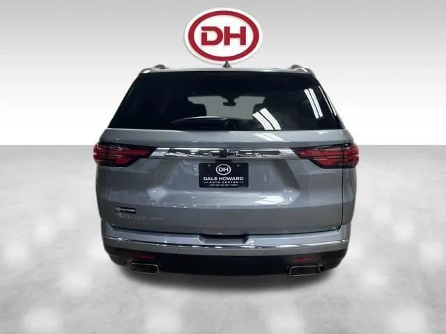 Used 2023 Chevrolet Traverse High Country AWD/4WD image 9