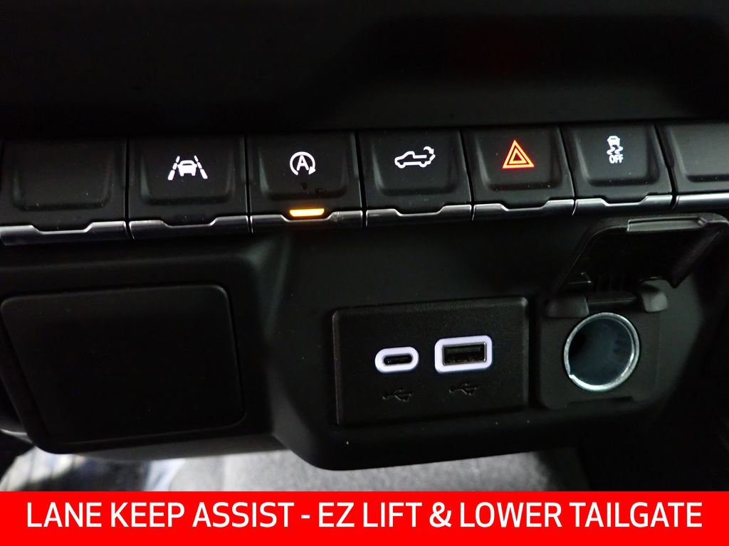 Used 2024 GMC Sierra 1500 Pro w/ Graphite Edition image 4