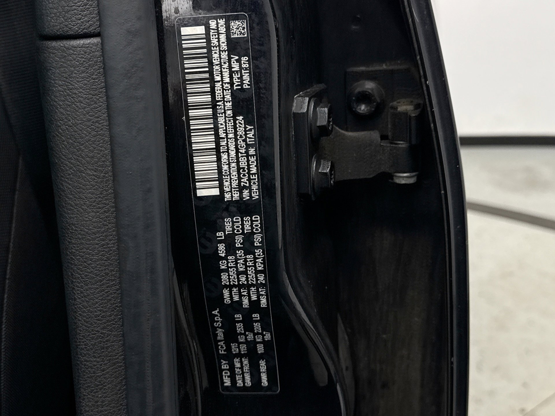 Used 2016 Jeep Renegade Latitude image 9