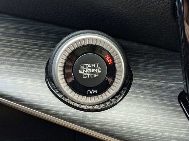 Used 2023 Jeep Wagoneer L Series III RWD image 27