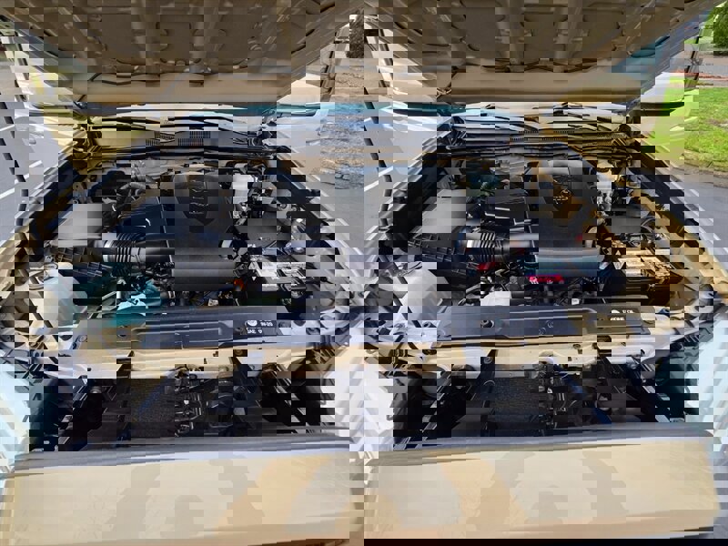 Used 2017 Toyota Tacoma TRD Off-Road image 31