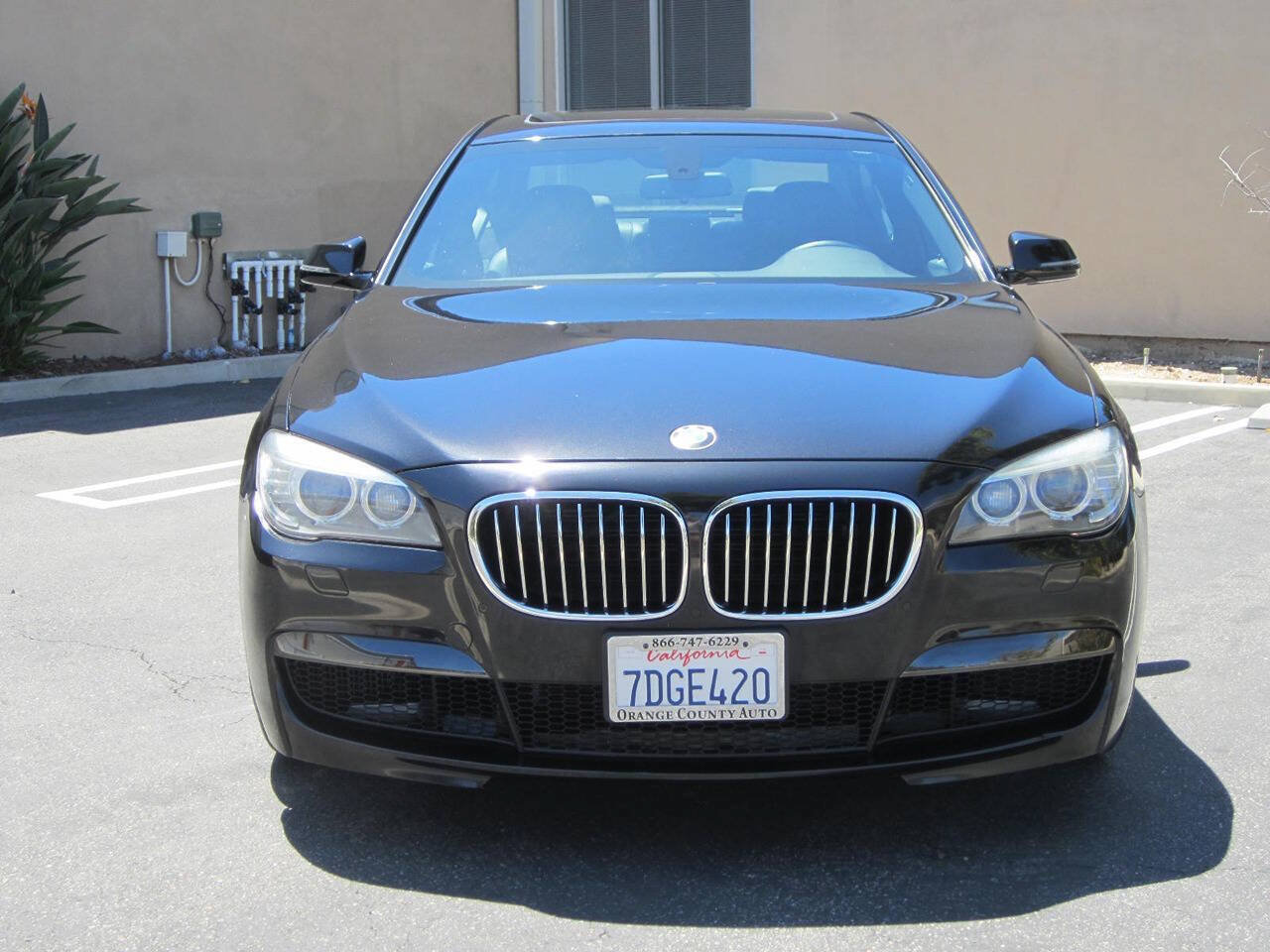 Used 2013 BMW 750i RWD image 8