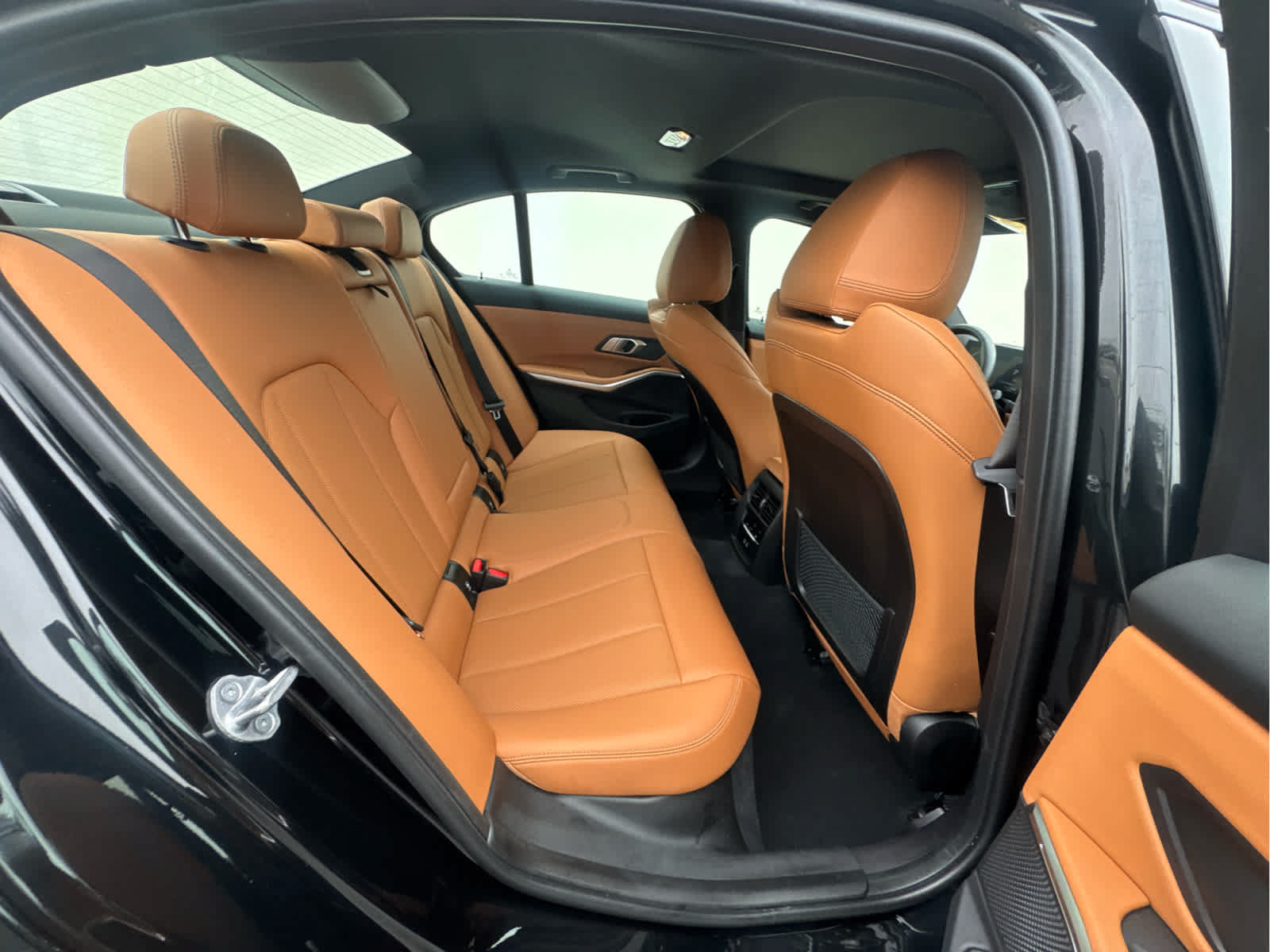 Certified 2023 BMW 330i xDrive Sedan w/ Premium Package AWD/4WD image 19