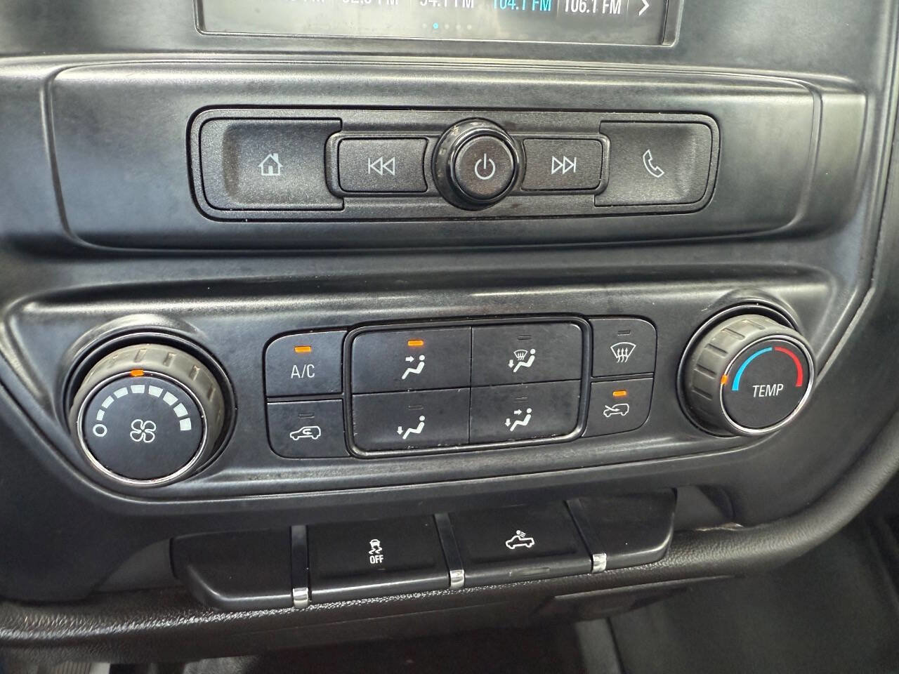 Used 2018 Chevrolet Silverado 1500 W/T RWD image 25