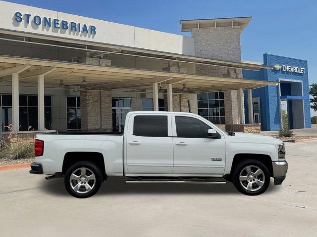 Used 2018 Chevrolet Silverado 1500 LT w/ Texas Edition RWD image 4