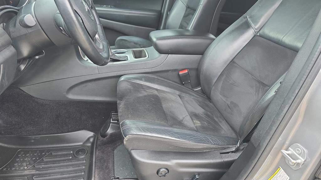 Used 2018 Jeep Grand Cherokee Altitude AWD/4WD image 13