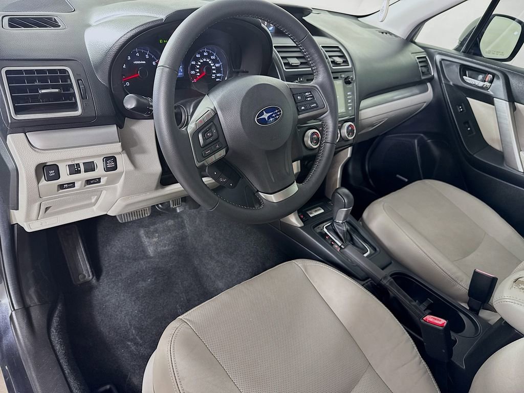 Used 2016 Subaru Forester 2.5i Touring w/ Eyesight & Navigation System image 9