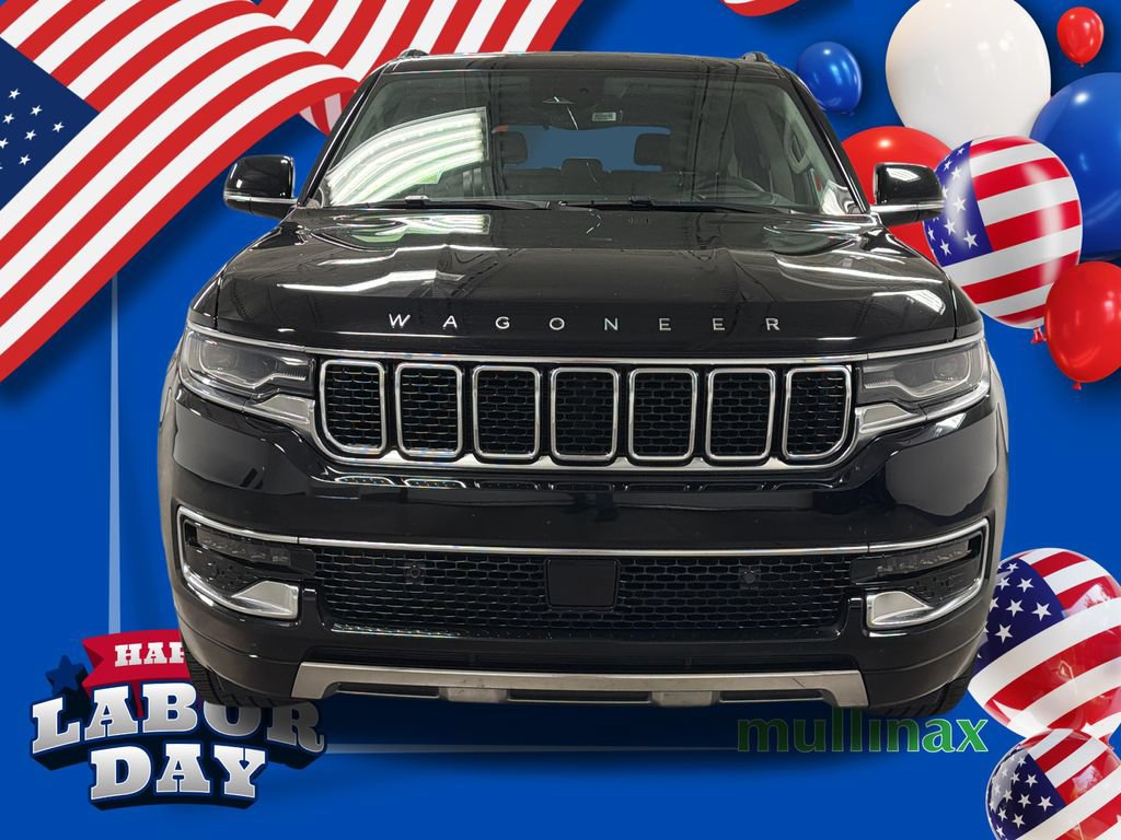 Used 2023 Jeep Wagoneer Series III w/ Preferred Equipment Group RWD image 6