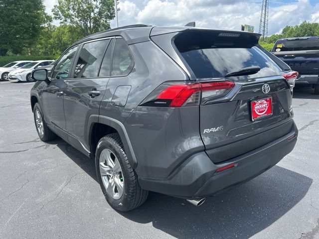 Used 2023 Toyota RAV4 XLE AWD/4WD image 11
