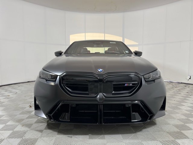 New 2026 BMW M5 w/ Executive Package image 2