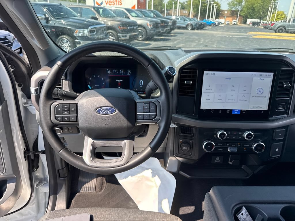 Used 2025 Ford F150 XLT w/ Equipment Group 301A Standard AWD/4WD image 26