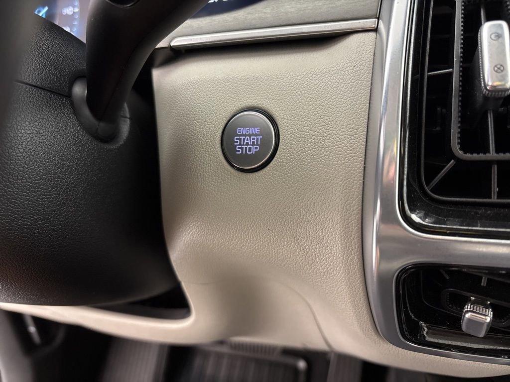 Used 2023 Kia Sorento SX image 27