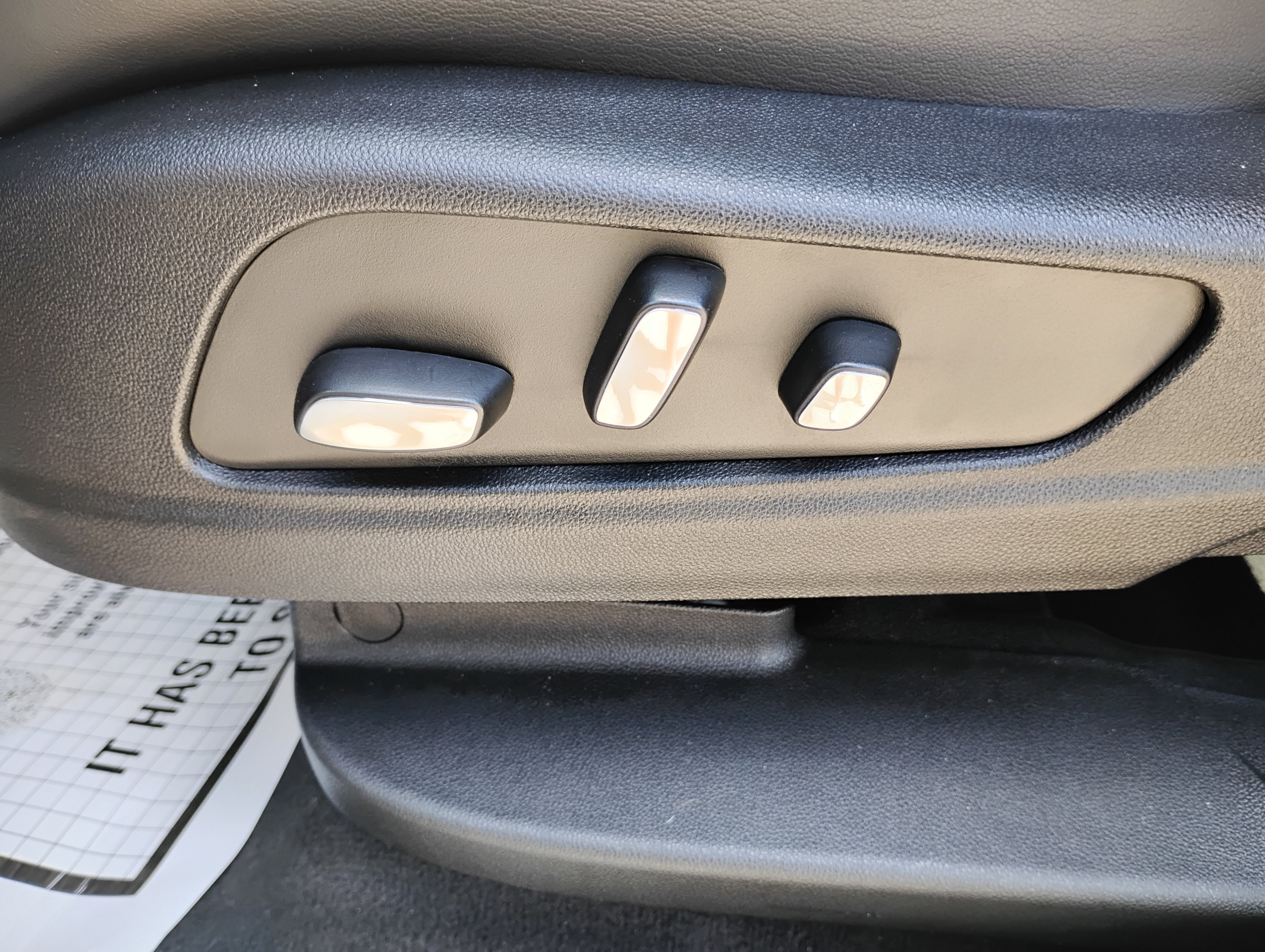 Used 2025 Cadillac XT5 Premium Luxury image 20