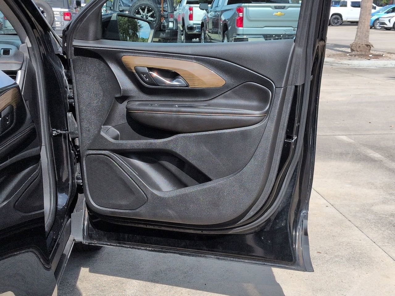 Used 2020 GMC Terrain SLE FWD image 20