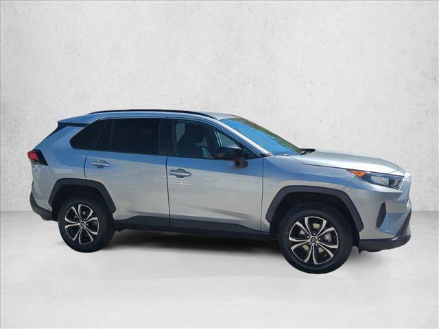 Certified 2021 Toyota RAV4 LE FWD image 4