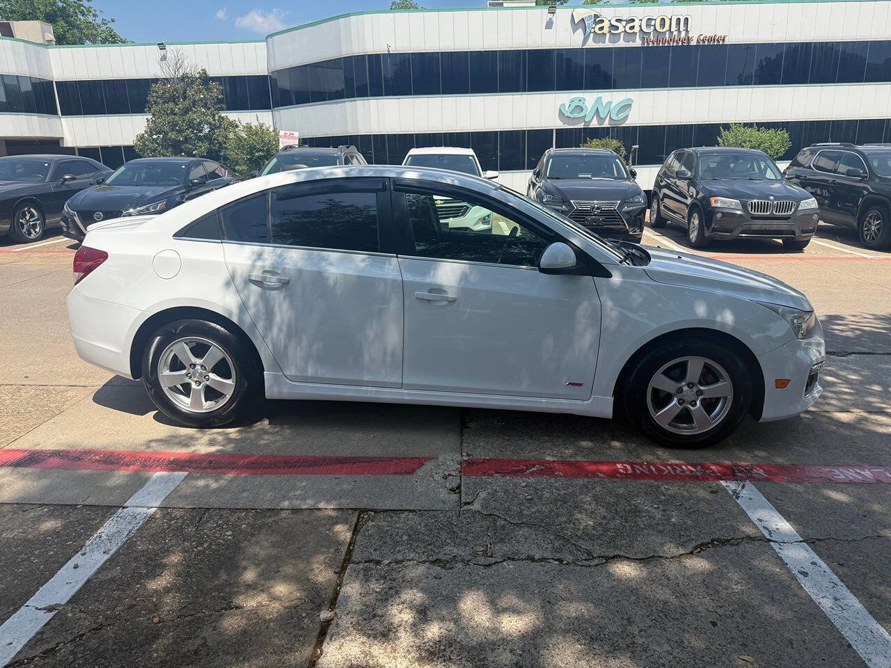 Used 2016 Chevrolet Cruze LT FWD image 7
