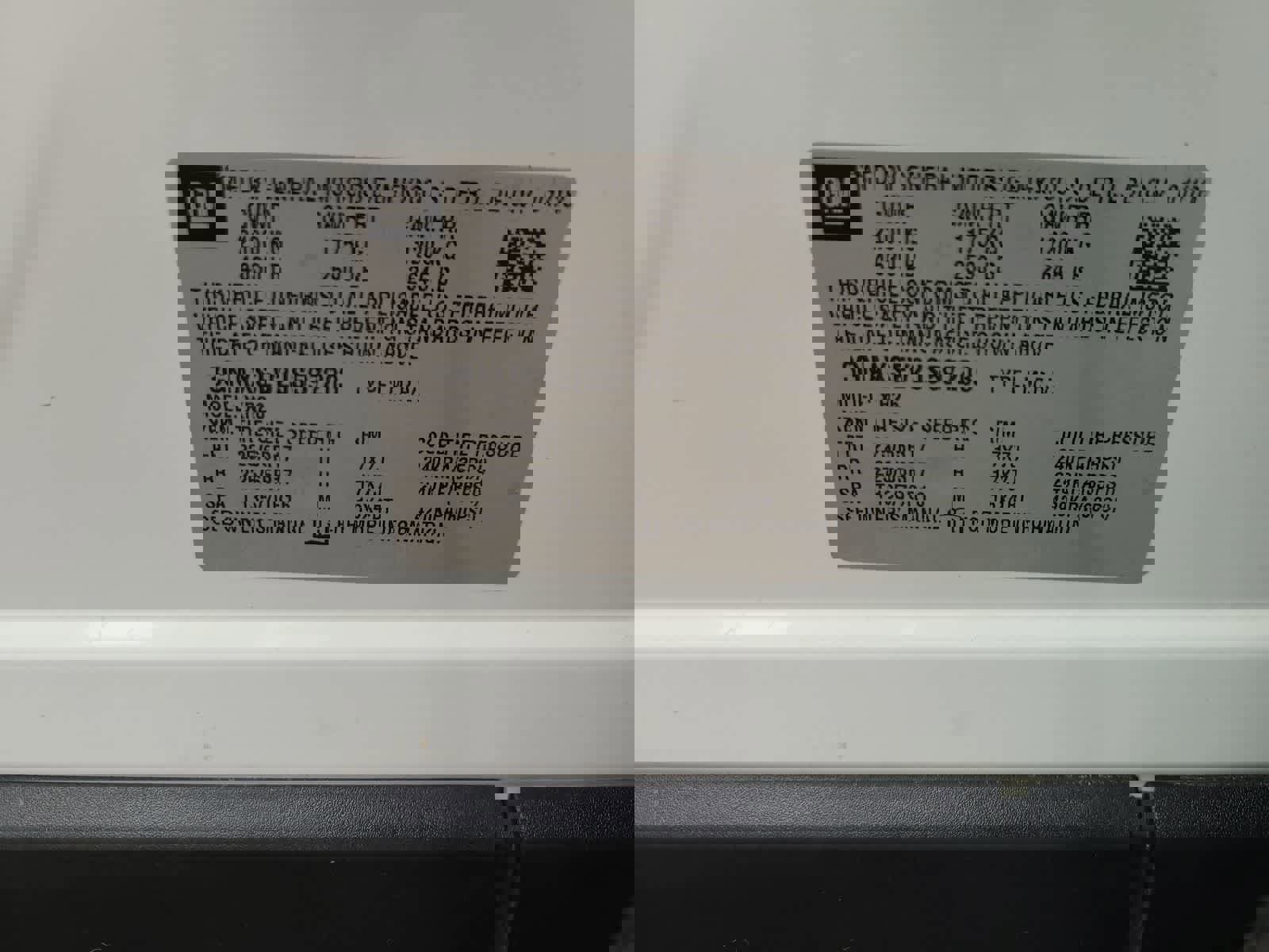 Used 2018 Chevrolet Equinox LT AWD/4WD image 29