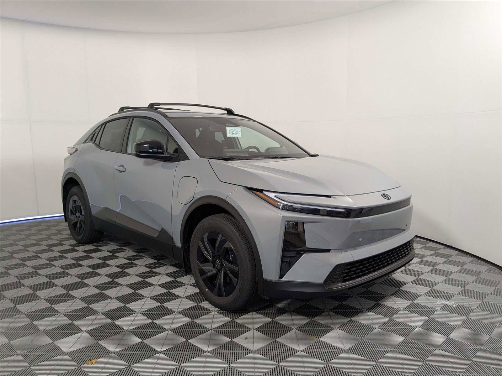 New 2026 Toyota C-HR AWD/4WD image 4
