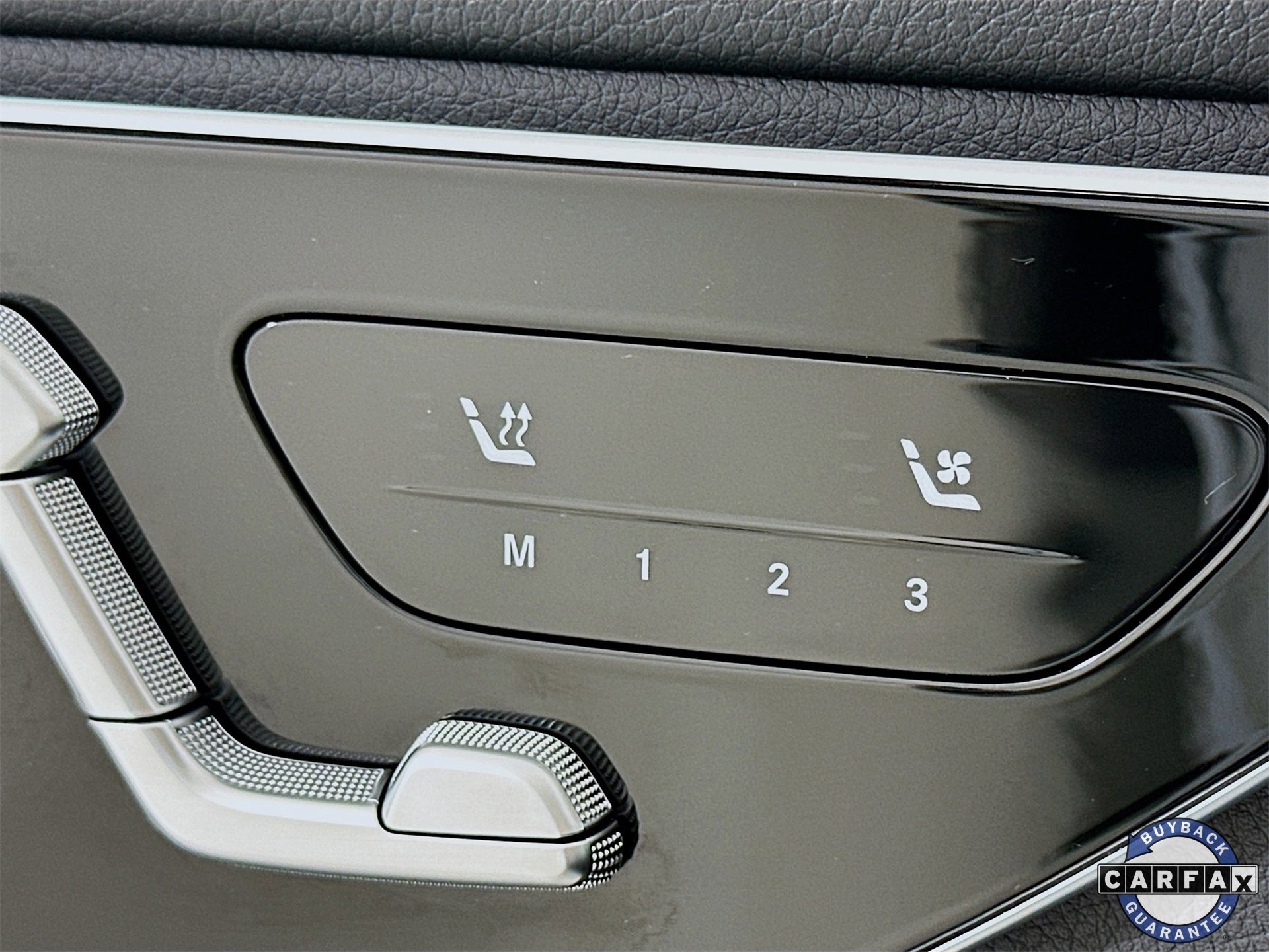 Certified 2025 Mercedes-Benz C 300 Sedan image 20