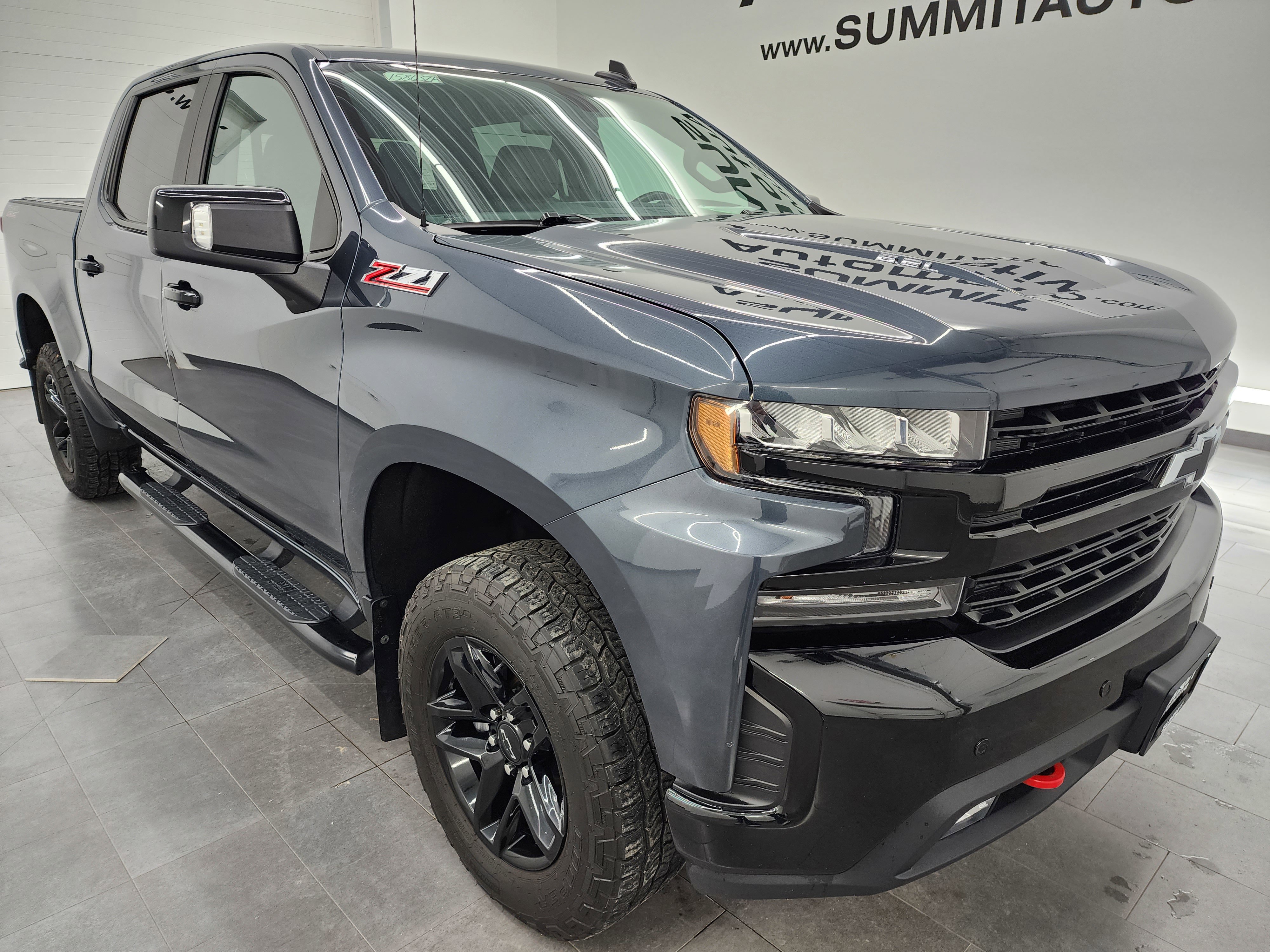 Used 2020 Chevrolet Silverado 1500 LT Trail Boss image 2