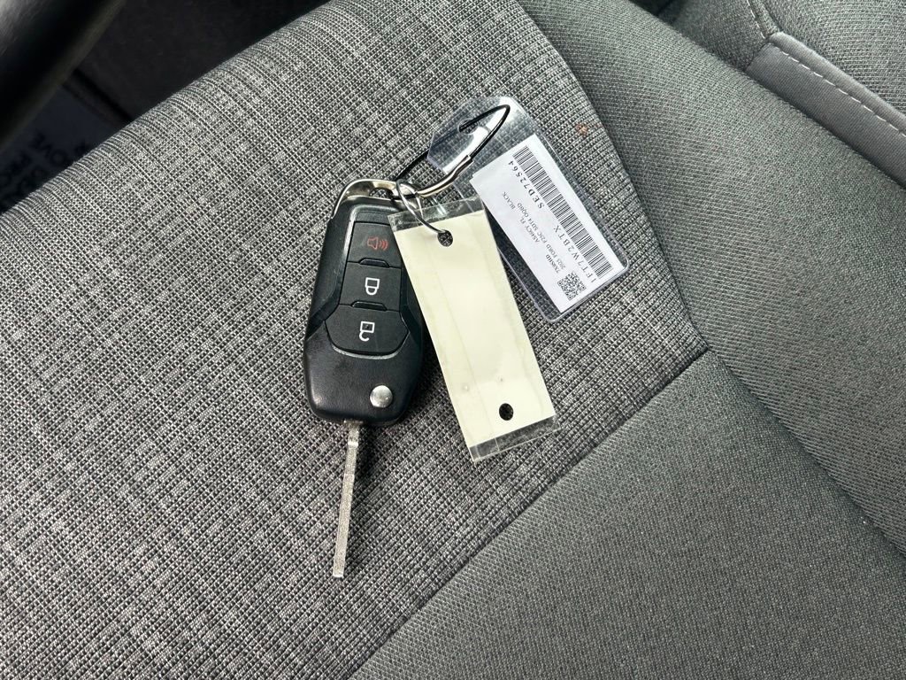 Used 2025 Ford F250 XLT image 42