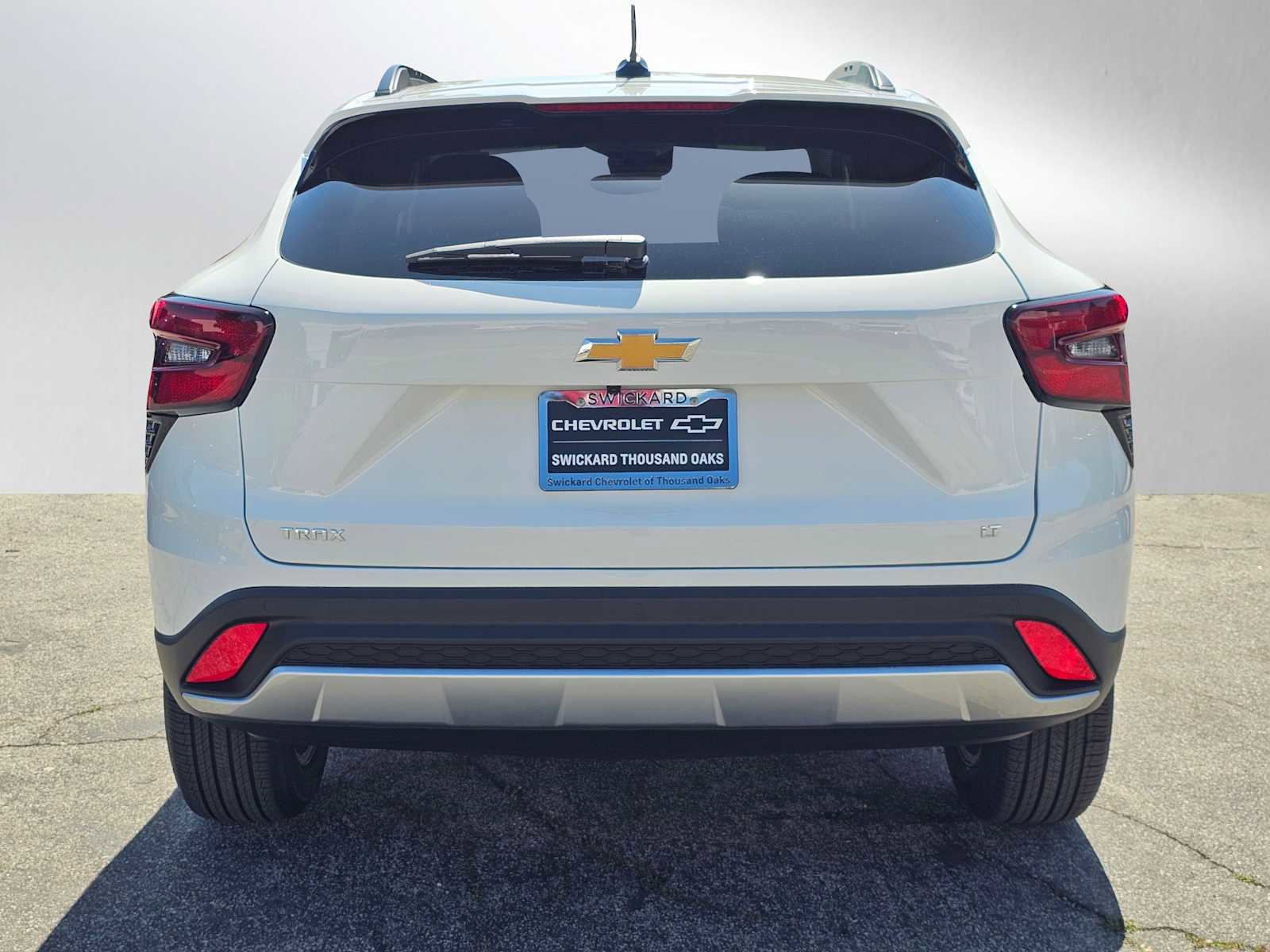 New 2026 Chevrolet Trax LT w/ Driver Confidence Package FWD image 4