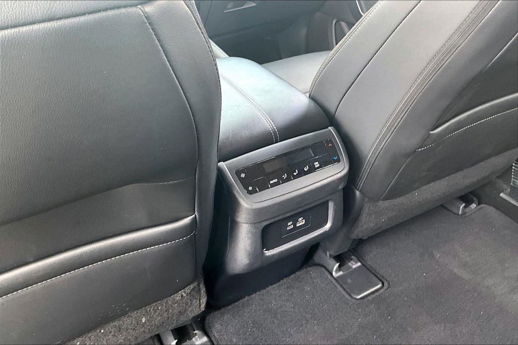 Used 2025 Nissan Pathfinder SL image 10