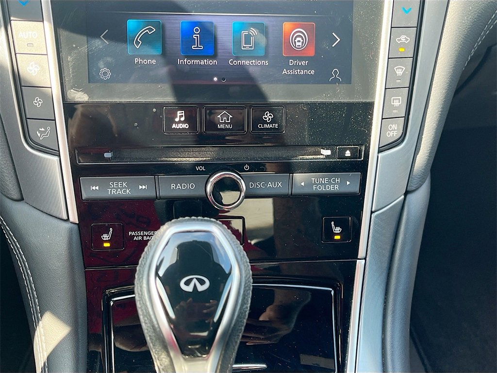 Used 2020 INFINITI Q60 3.0t Luxe w/ Essential Package image 21